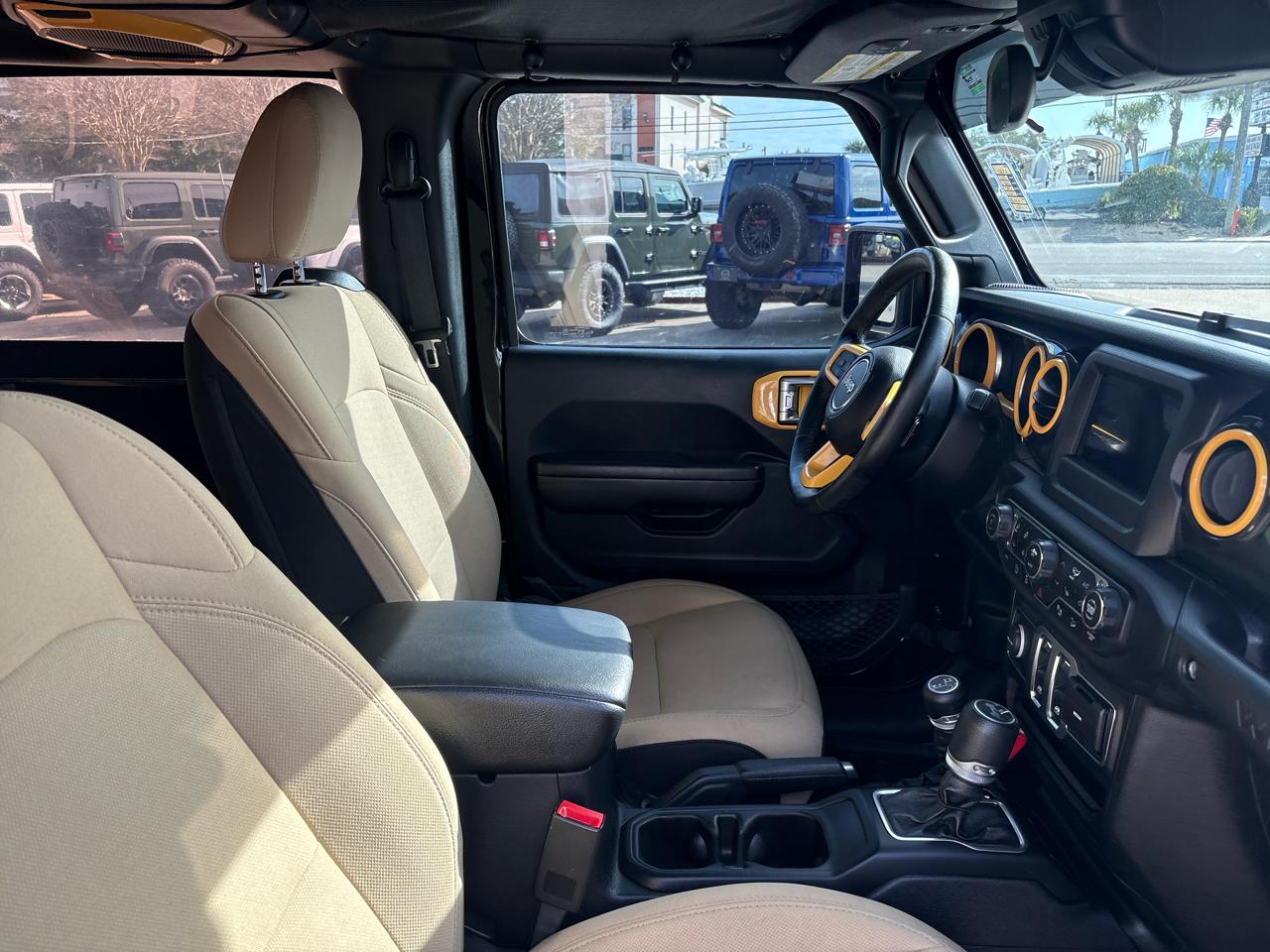 Jeep Wrangler Black and Tan 4x4 *Ltd Avail* 2020