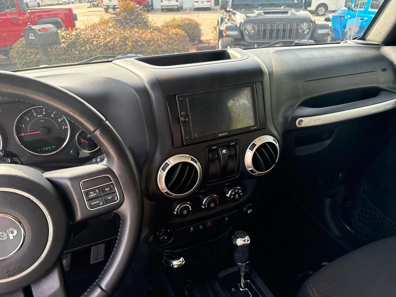 Jeep Wrangler Sahara 4x4 2017