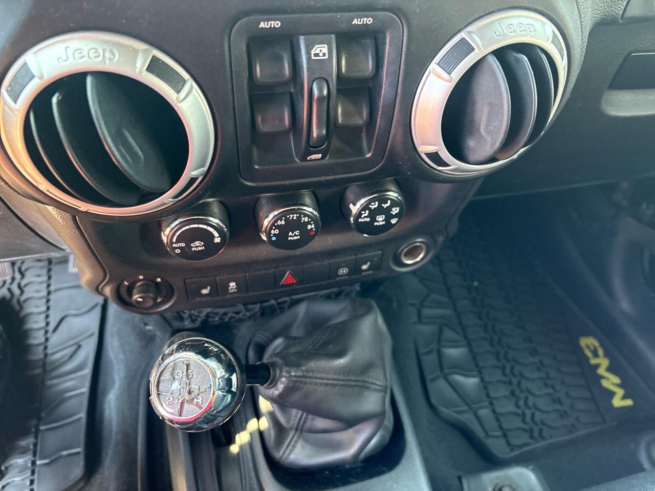 Jeep Wrangler Unlimited 4WD 4dr Call of Duty MW3 *Ltd Avail* 2012