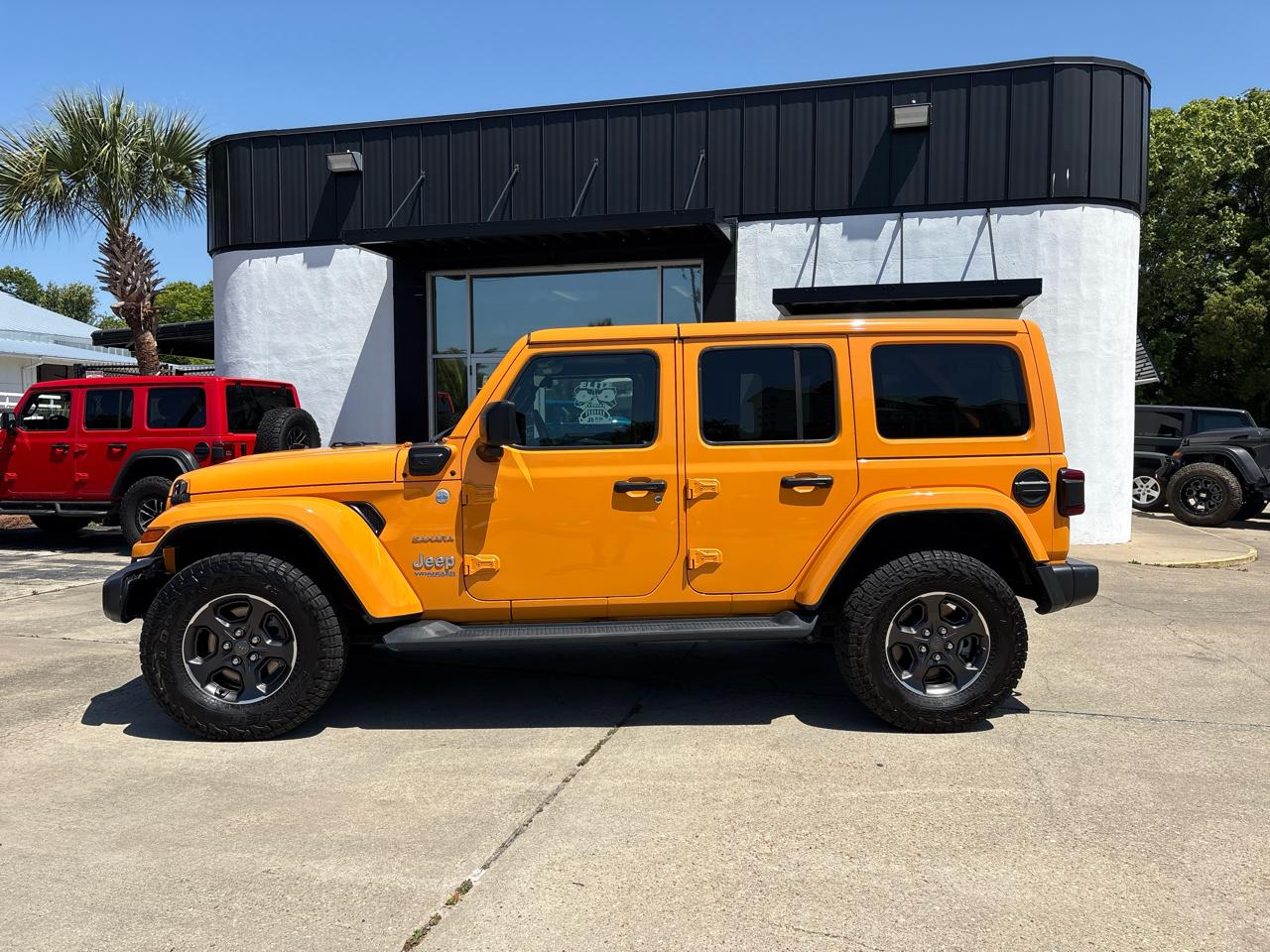 Jeep Wrangler 4xe Unlimited Sahara 4x4 2021