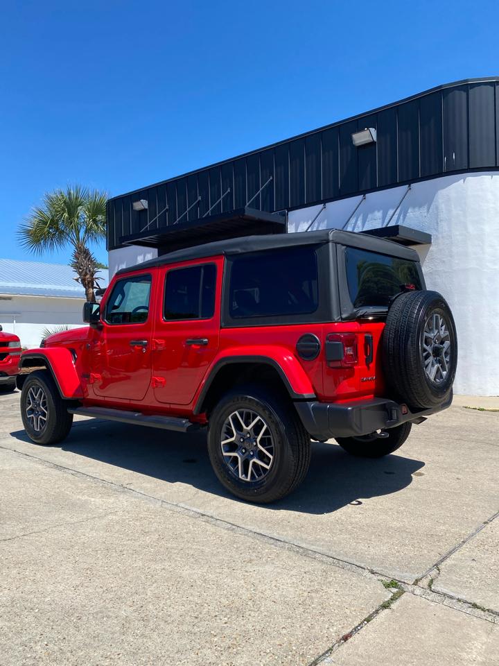 Jeep Wrangler Sahara 4 Door 4x4 2025