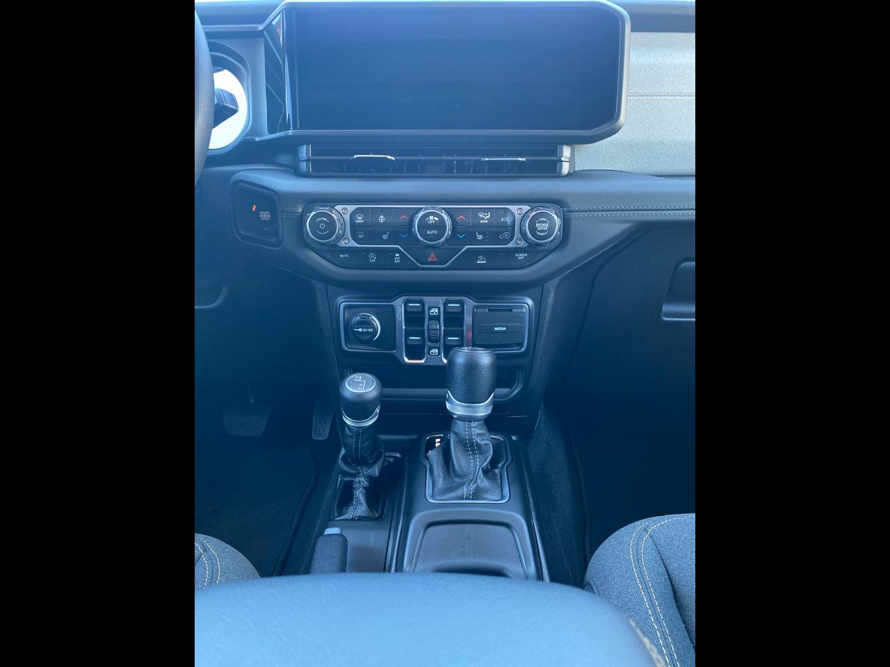 Jeep Wrangler Sahara 4 Door 4x4 2025