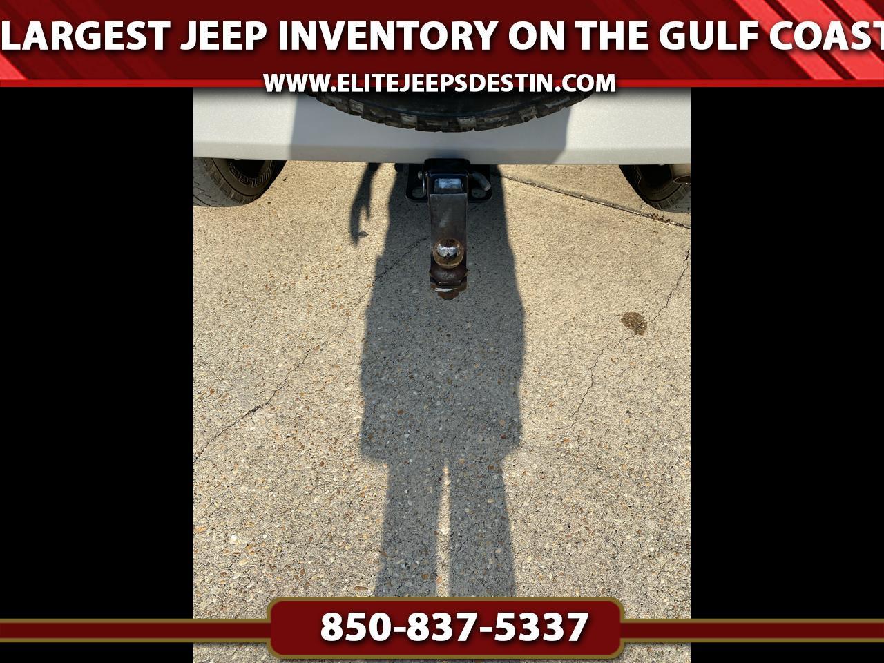 Jeep Wrangler 4WD 2dr Sahara 2013