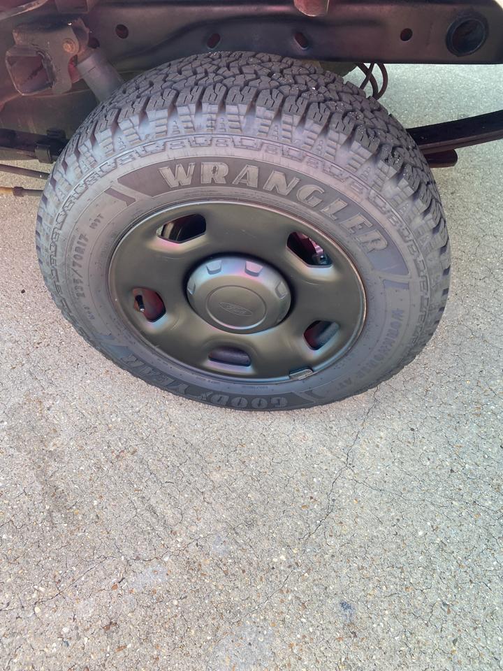 Ford F-150 Reg Cab 126" XL 2006