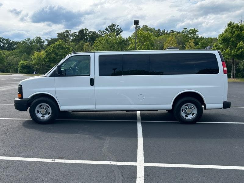 Chevrolet Express Passenger  2016