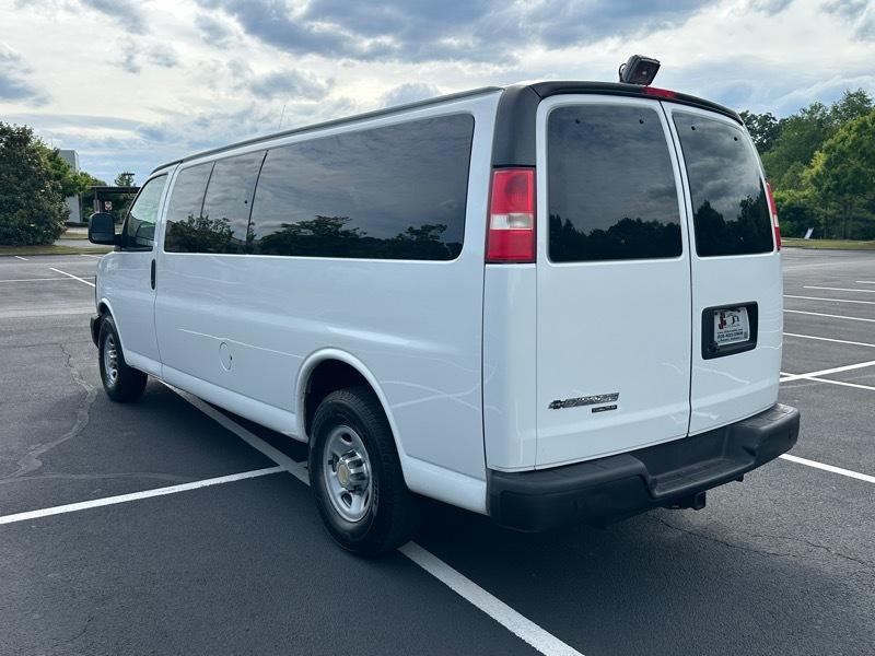Chevrolet Express Passenger  2016