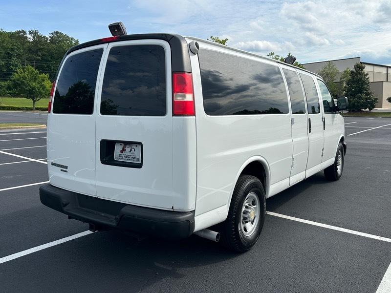 Chevrolet Express Passenger  2016