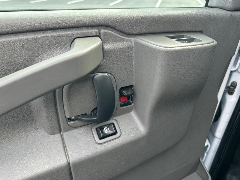 Chevrolet Express Passenger  2016