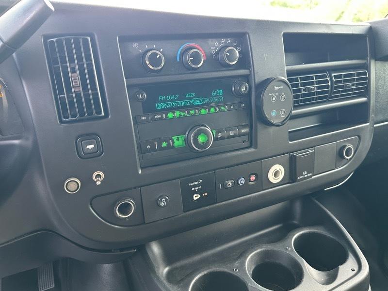 Chevrolet Express Passenger  2016