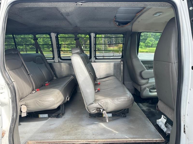 Chevrolet Express Passenger  2016