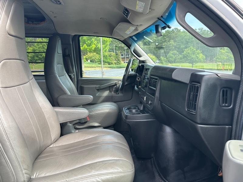 Chevrolet Express Passenger  2016