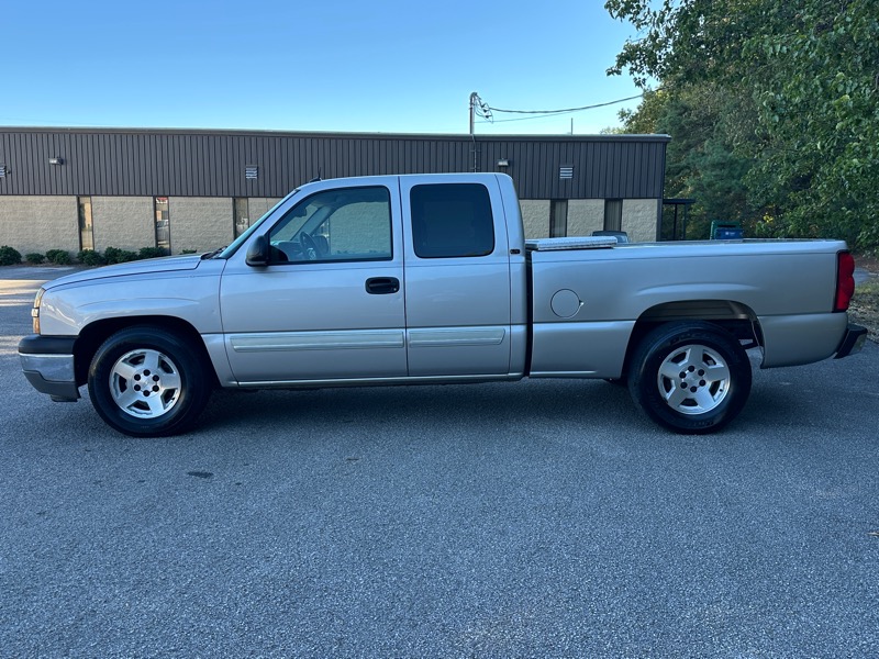 Chevrolet Silverado 1500 Ext Cab 143.5" WB LT 2005 Chevrolet Silverado 1500 Ext Cab 143.5" WB LT 2005