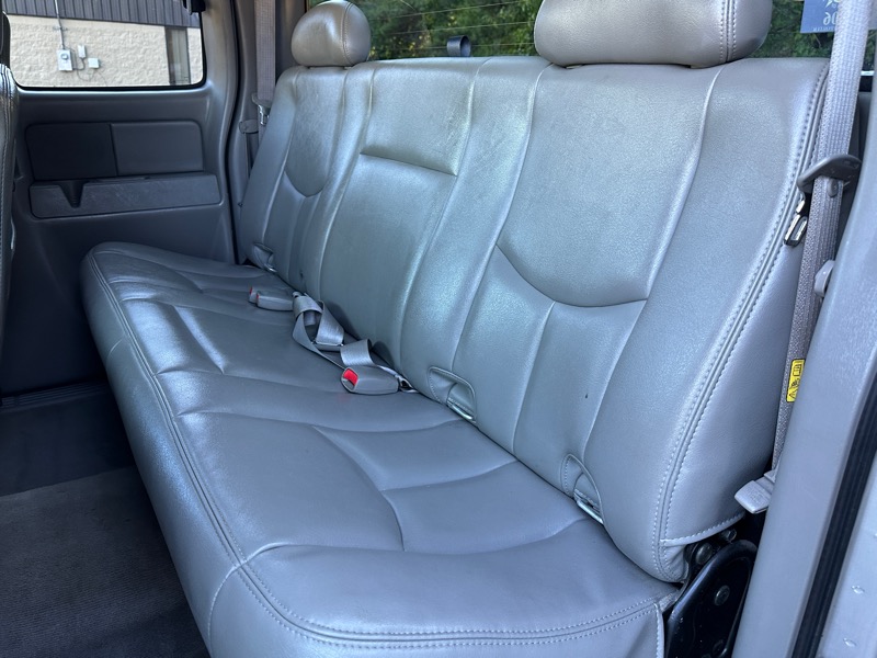 Chevrolet Silverado 1500 Ext Cab 143.5" WB LT 2005 Chevrolet Silverado 1500 Ext Cab 143.5" WB LT 2005