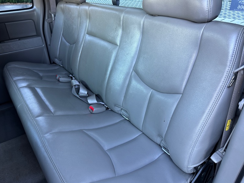 Chevrolet Silverado 1500 Ext Cab 143.5" WB LT 2005 Chevrolet Silverado 1500 Ext Cab 143.5" WB LT 2005
