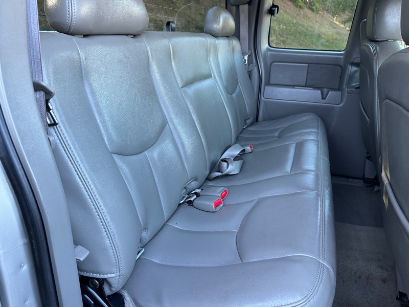 Chevrolet Silverado 1500 Ext Cab 143.5" WB LT 2005 Chevrolet Silverado 1500 Ext Cab 143.5" WB LT 2005