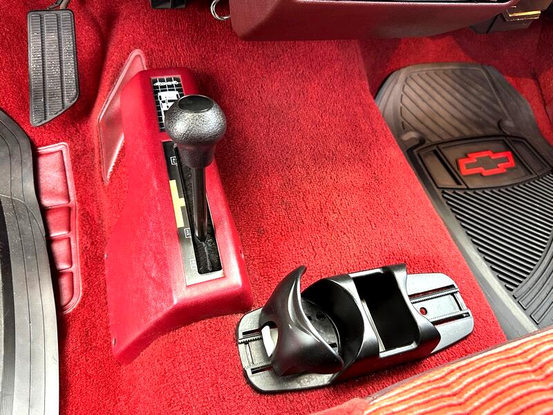 Chevrolet C/K 1500 Reg Cab 131.5" WB 4WD 1991 Chevrolet C/K 1500 Reg Cab 131.5" WB 4WD 1991
