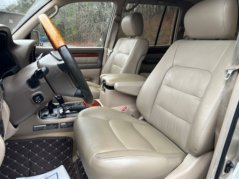 Lexus LX 470 4dr SUV 2002
