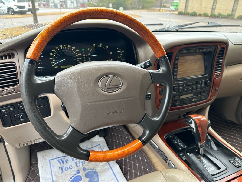 Lexus LX 470 4dr SUV 2002