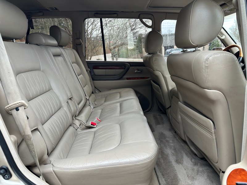 Lexus LX 470 4dr SUV 2002