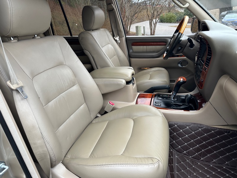 Lexus LX 470 4dr SUV 2002