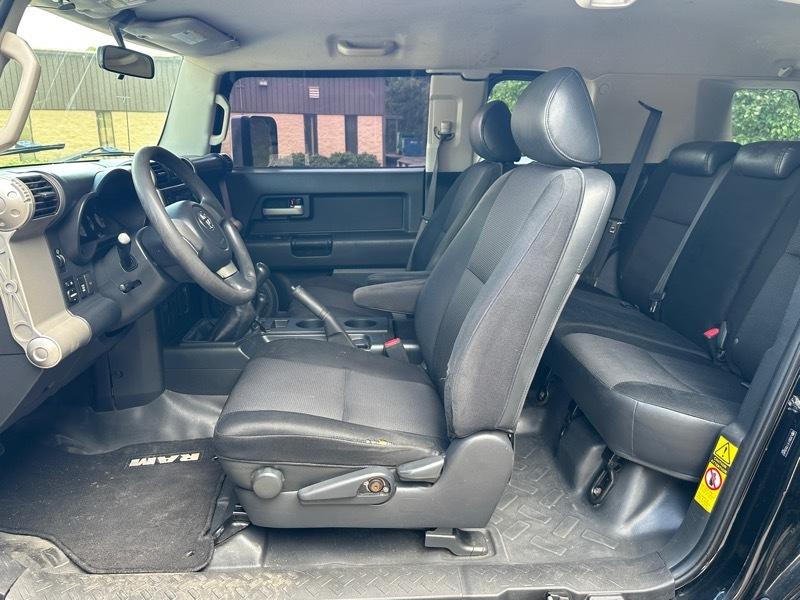 2007 Toyota FJ Cruiser Base - Photo 11