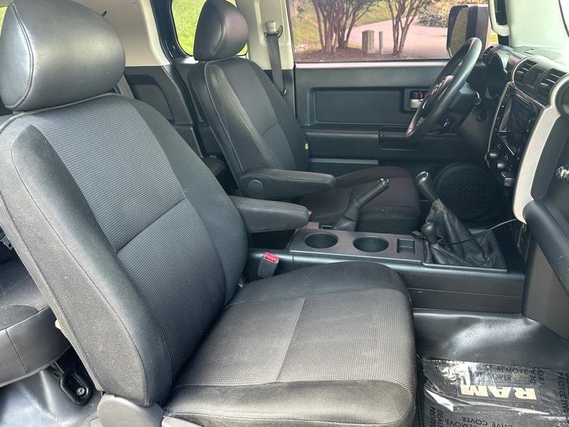 2007 Toyota FJ Cruiser Base - Photo 25