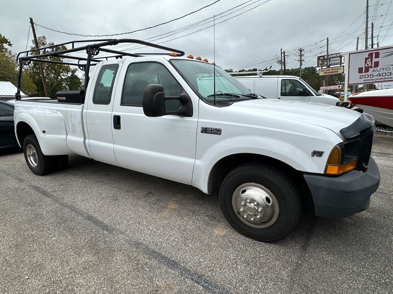1999 Ford Super Duty F-350 DRW Supercab 158" XL