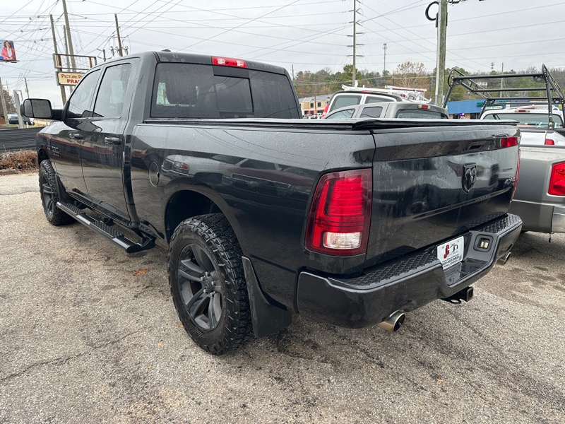 RAM 1500 4WD Crew Cab 149" Sport 2016