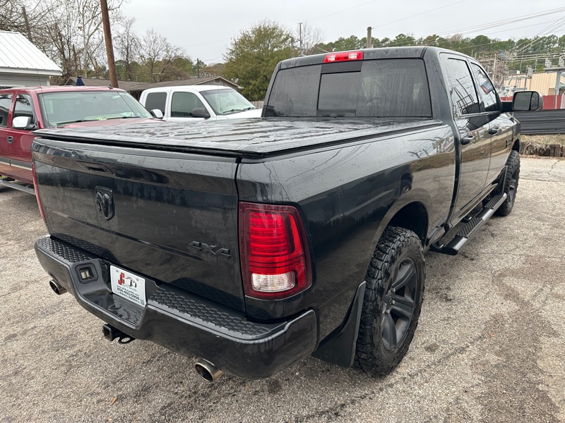 RAM 1500 4WD Crew Cab 149" Sport 2016
