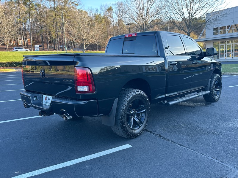 RAM 1500 4WD Crew Cab 149" Sport 2016