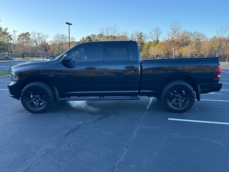 RAM 1500 4WD Crew Cab 149" Sport 2016