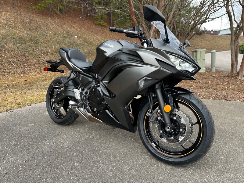 Kawasaki Ninja 650  2023