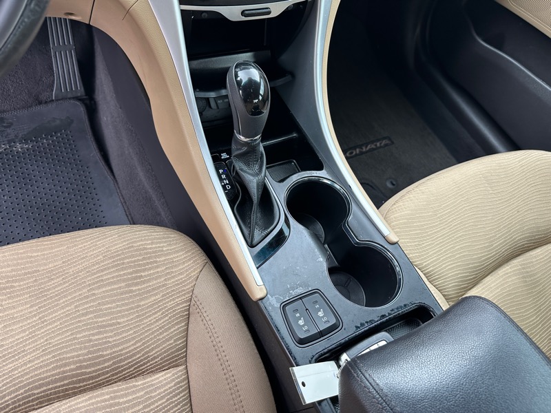 Hyundai Sonata Hybrid 4dr Sdn 2015