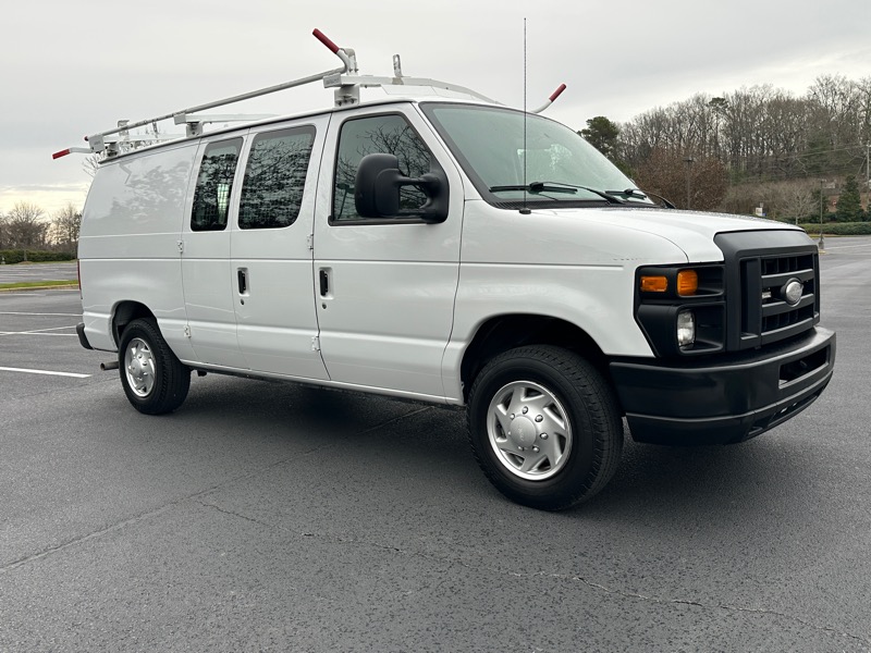 2014 Ford Econoline Cargo Van E-150 Commercial