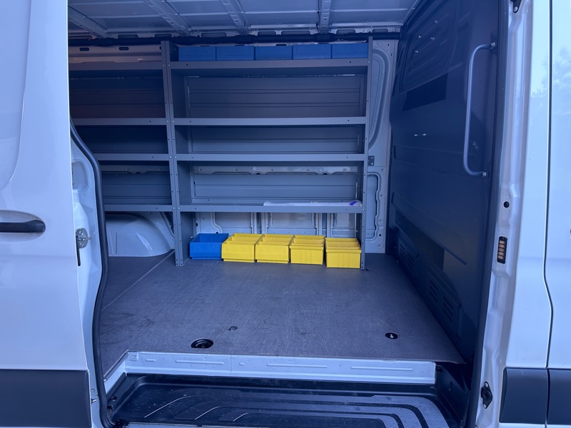 Mercedes-Benz Sprinter Cargo Van 1500 Standard Roof I4 144" RWD 2022