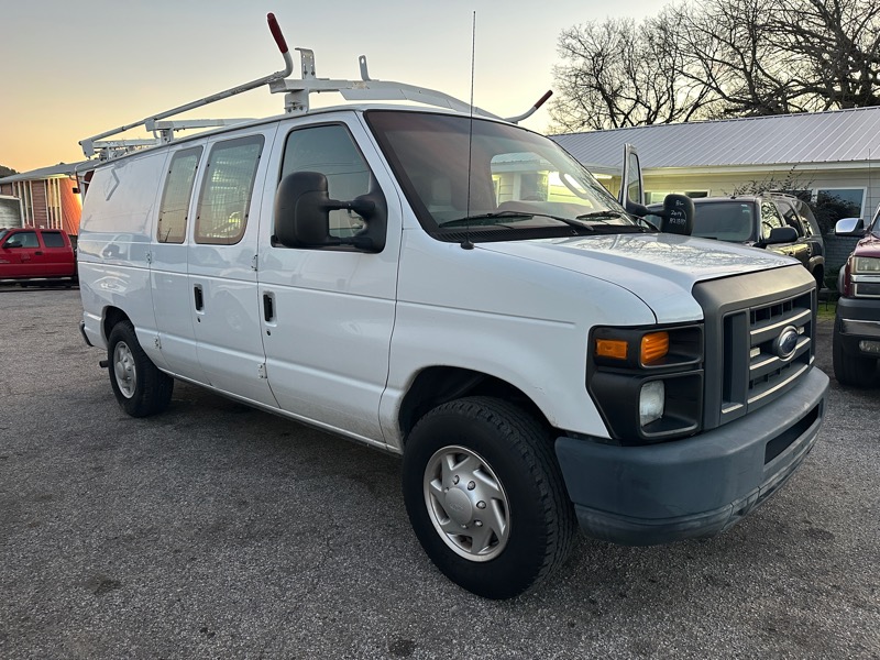 2014 Ford Econoline Cargo Van E-150 Commercial