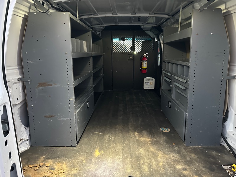 Ford Econoline Cargo Van E-150 Commercial 2014