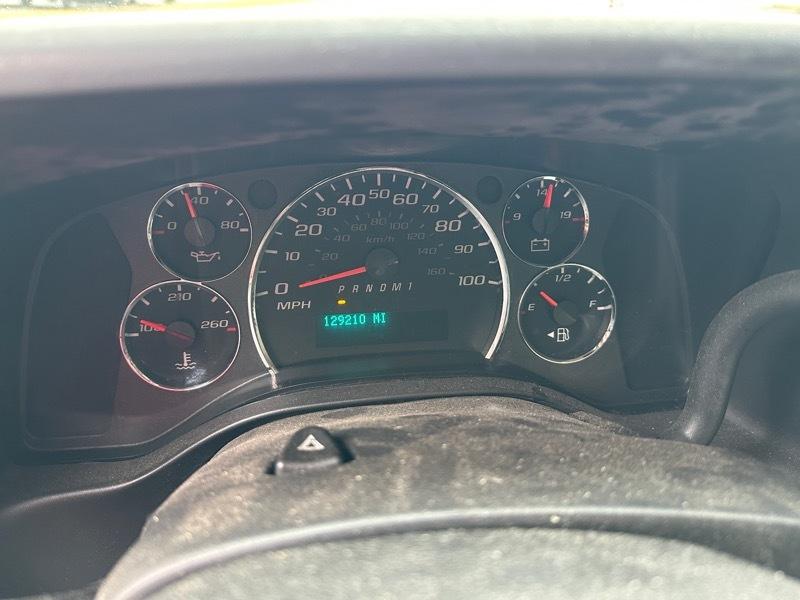 Chevrolet Express Commercial Cutaway RWD 3500 159" WB Work Van 2012