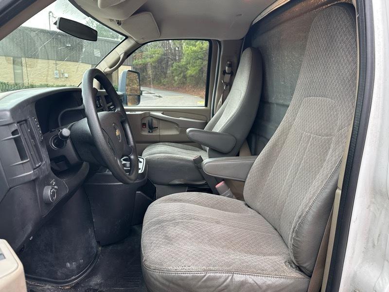 Chevrolet Express Commercial Cutaway 4500 Van 159" 2014