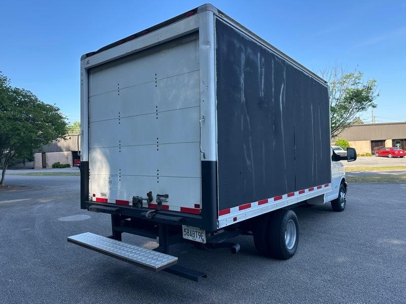 Chevrolet Express Commercial Cutaway 4500 Van 159" 2014