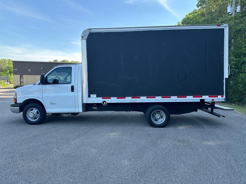 Chevrolet Express Commercial Cutaway 4500 Van 159" 2014