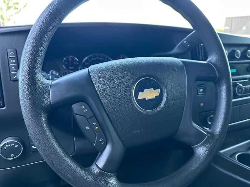 Chevrolet Express Commercial Cutaway 4500 Van 159" 2014