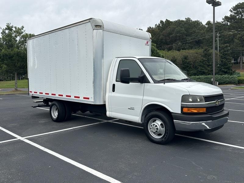 2014 Chevrolet Express Commercial Cutaway 4500 Van 159"