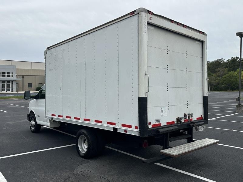 Chevrolet Express Commercial Cutaway 4500 Van 159" 2014