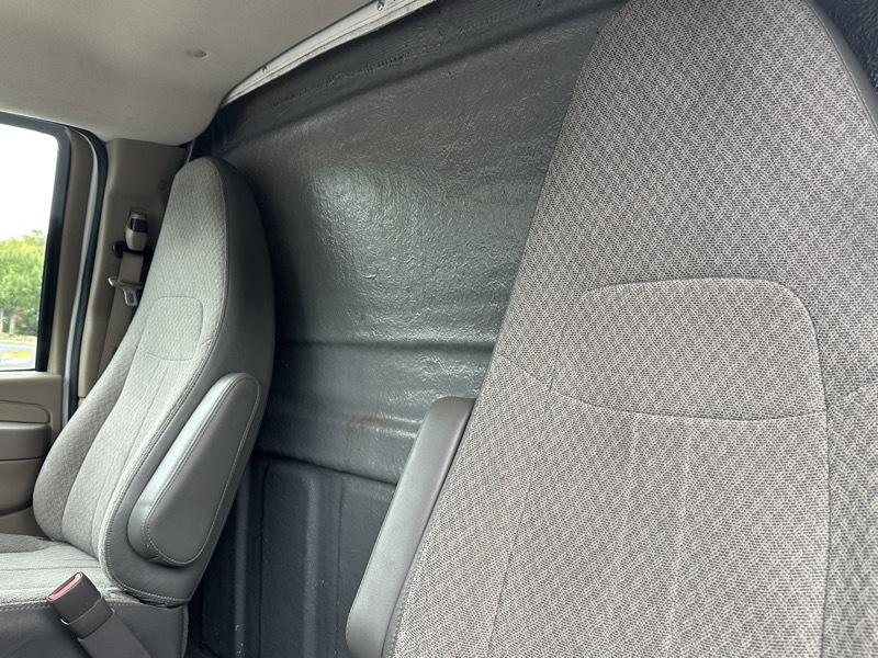 Chevrolet Express Commercial Cutaway 4500 Van 159" 2014