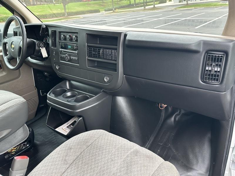 Chevrolet Express Commercial Cutaway 4500 Van 159" 2014