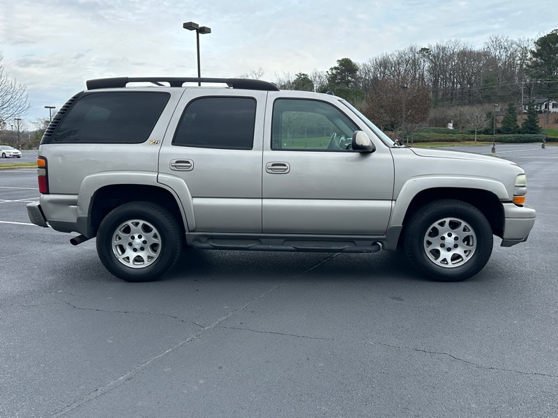Chevrolet Tahoe 4dr 1500 4WD Z71 2004