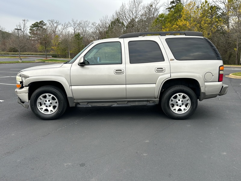 Chevrolet Tahoe 4dr 1500 4WD Z71 2004