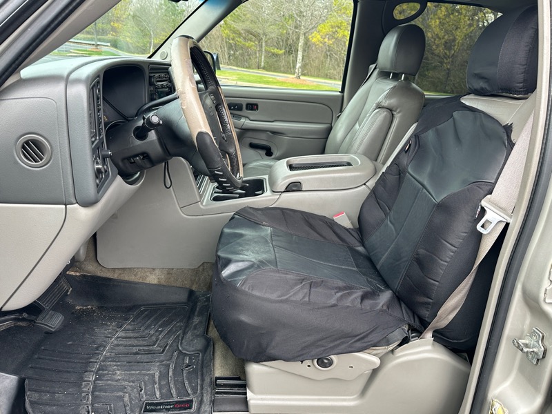 Chevrolet Tahoe 4dr 1500 4WD Z71 2004