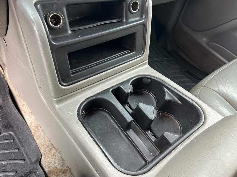 Chevrolet Tahoe 4dr 1500 4WD Z71 2004